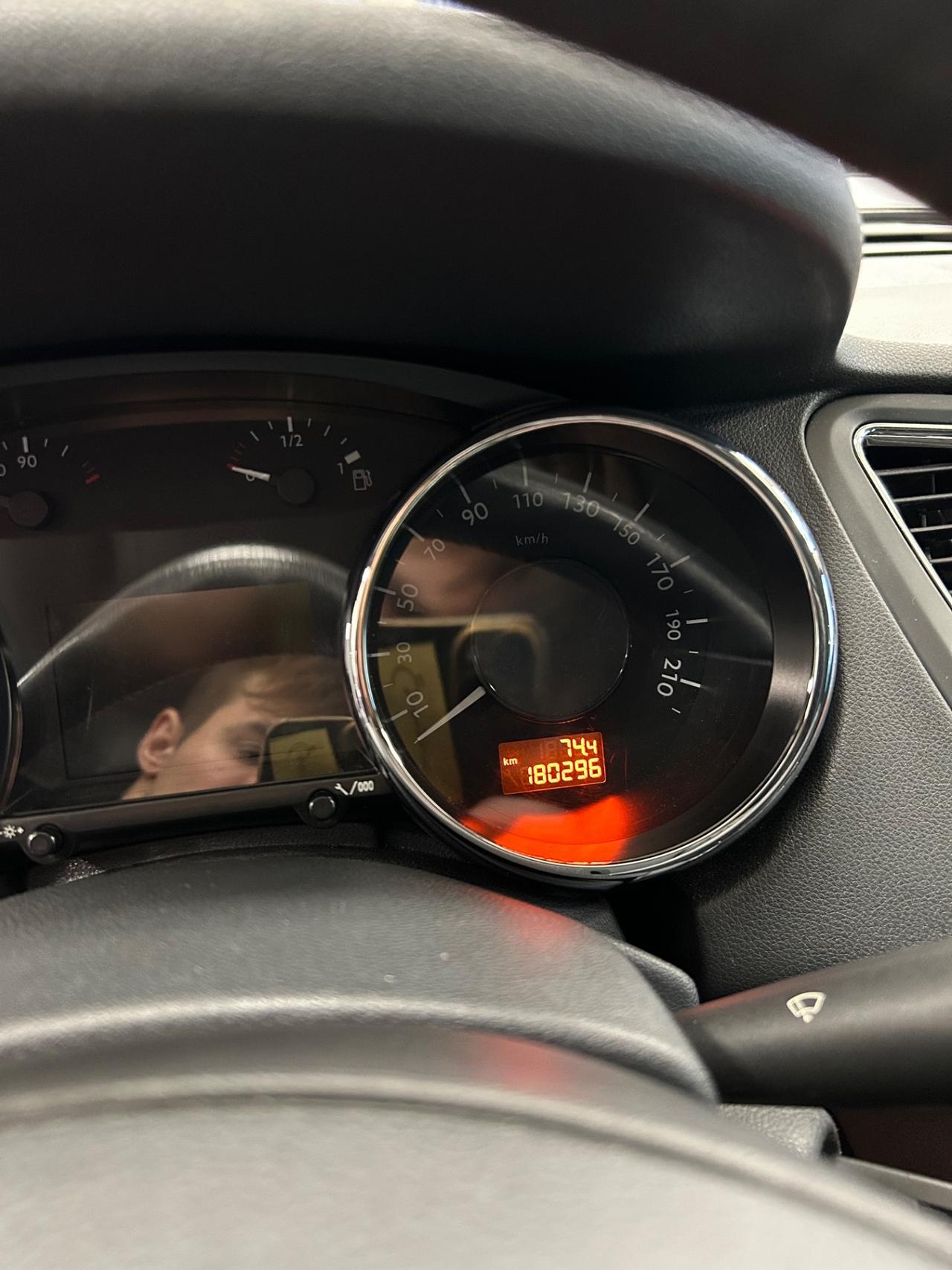 Peugeot 5008 2.0 HDi 150CV Allure