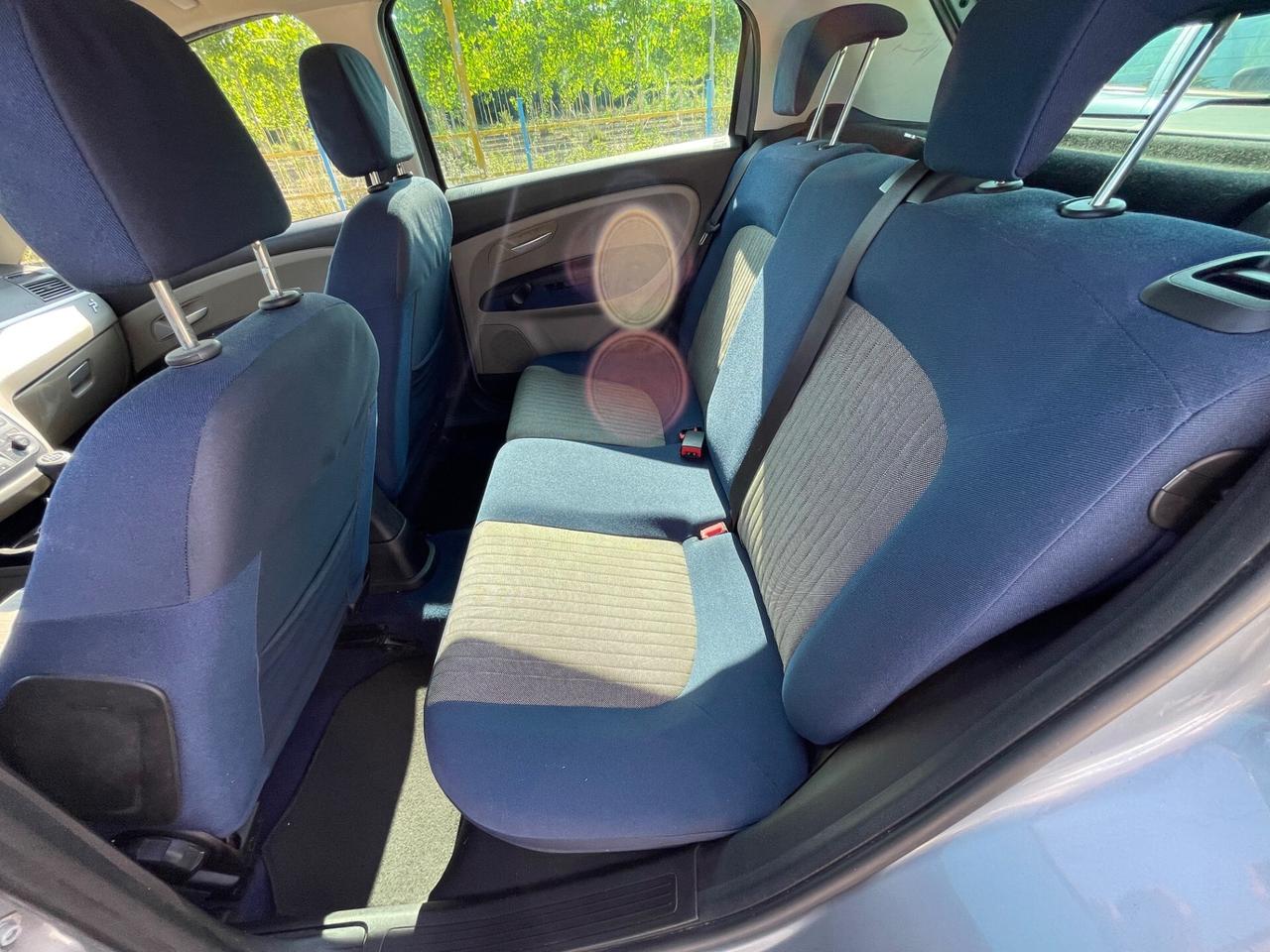 Fiat Grande Punto Grande Punto 1.4 Starjet 16V 5 porte Dynamic