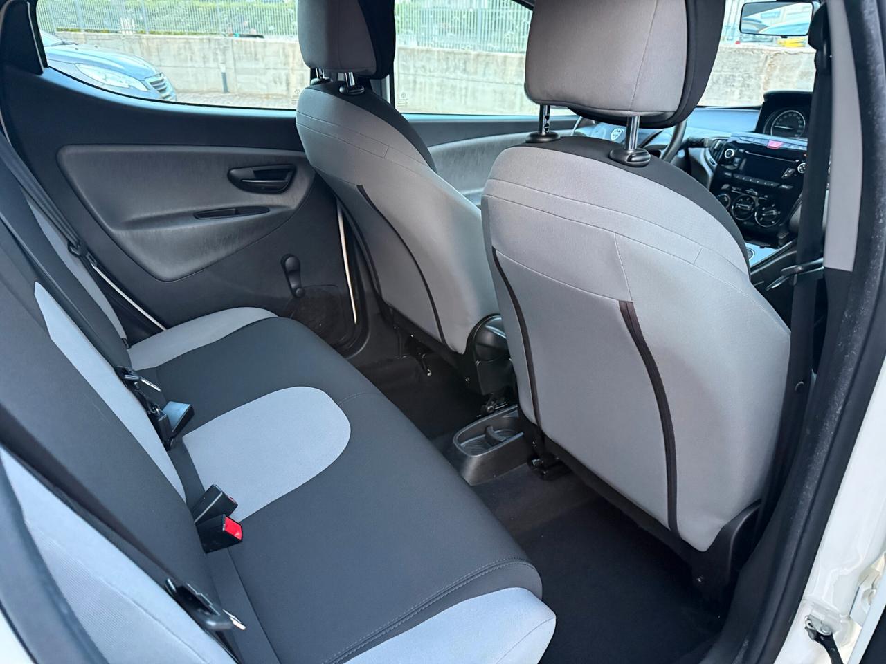 Lancia Ypsilon 1.3 MJT 16V 95 CV 5 porte S&S Elefantino