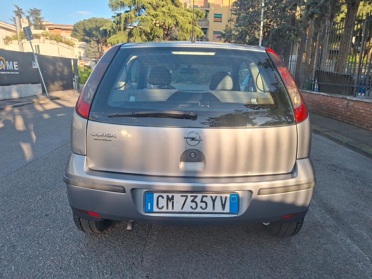 Opel Corsa 1.0i 12V cat 5 porte Club