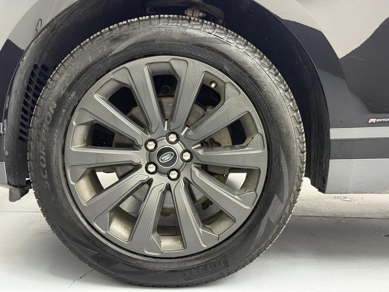 Land Rover Range Velar 2.0D I4 180 CV R-Dynamic