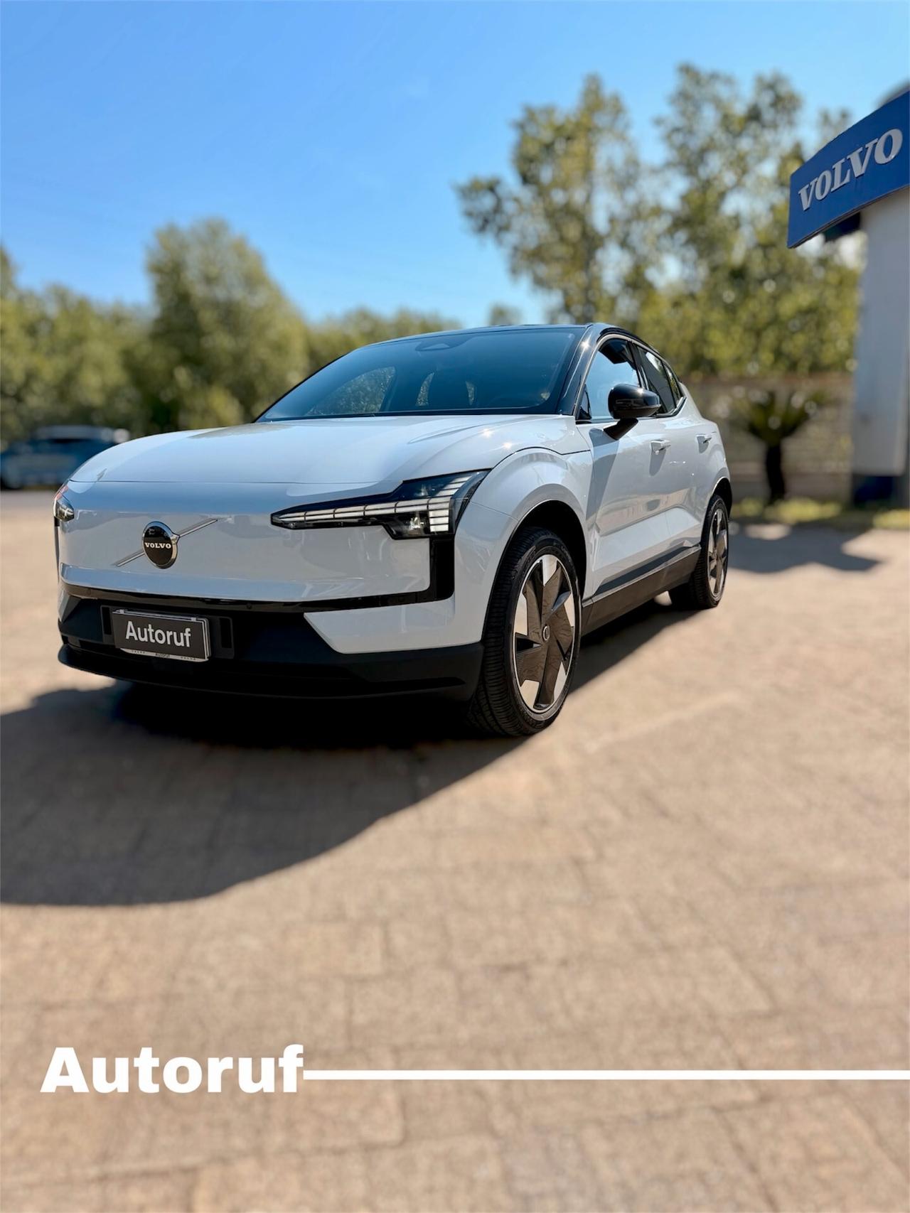 Volvo EX30 PLUS LONG RANGE ELECTRIC 475km