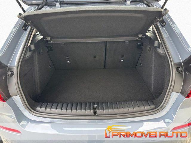 BMW 118 i 5p. Advantage