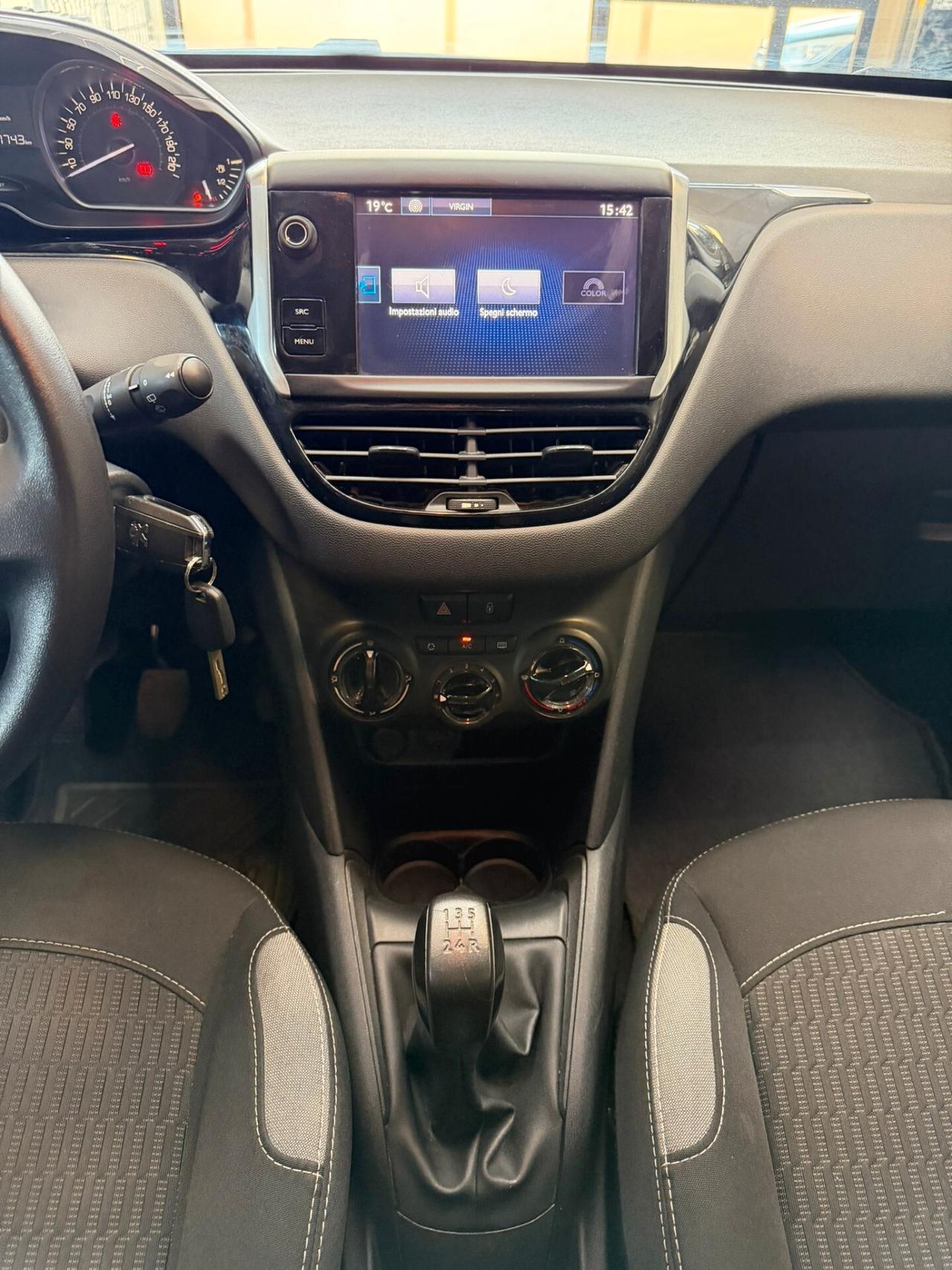 Peugeot 208 PureTech 82 5 porte Allure