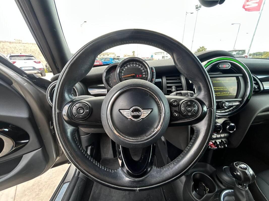 Mini Mini 5 Porte 1.5 Cooper D 5p