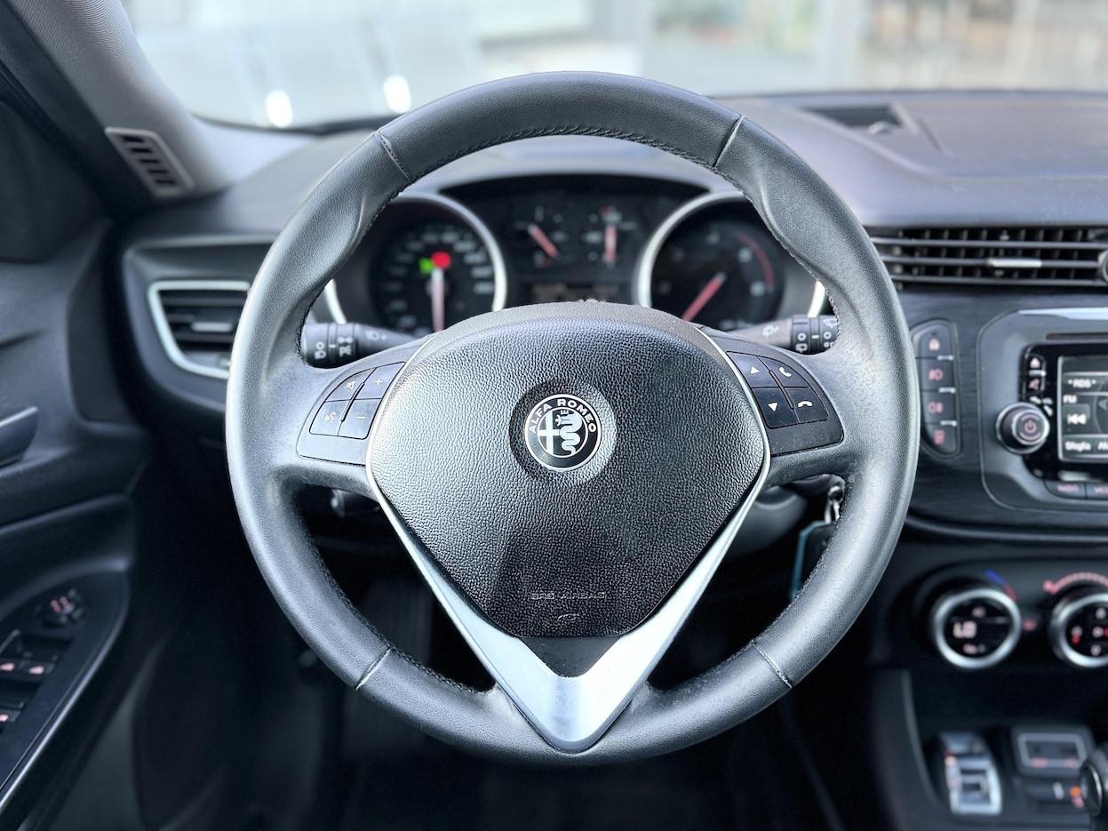 Alfa Romeo Giulietta 1.6 Diesel 120CV E6 Neo. Automatica - 2018