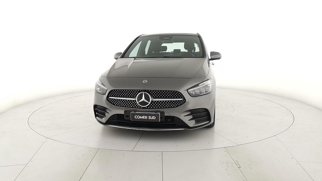Mercedes-Benz Classe B - W247 2023 - B 180 AMG Line Premium auto