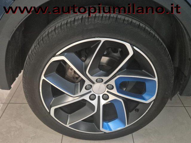 LYNK & CO 01 PHEV