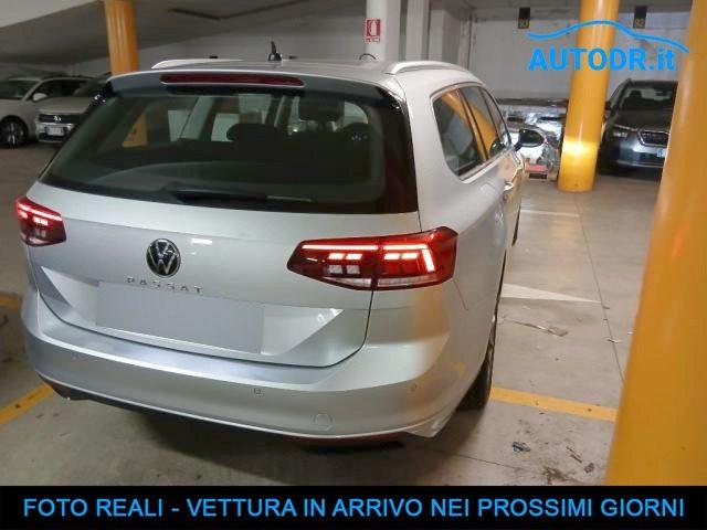 VOLKSWAGEN Passat Variant 2.0 TDI EVO Business Fari LED, Navi, Ambient Pack