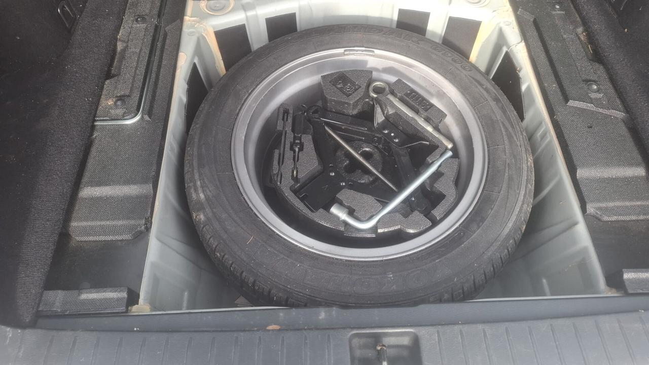 Subaru OUTBACK 2.0D 16V CM