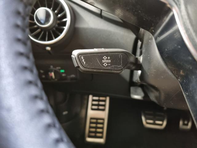 AUDI TT Coupé 40 TFSI S tronic