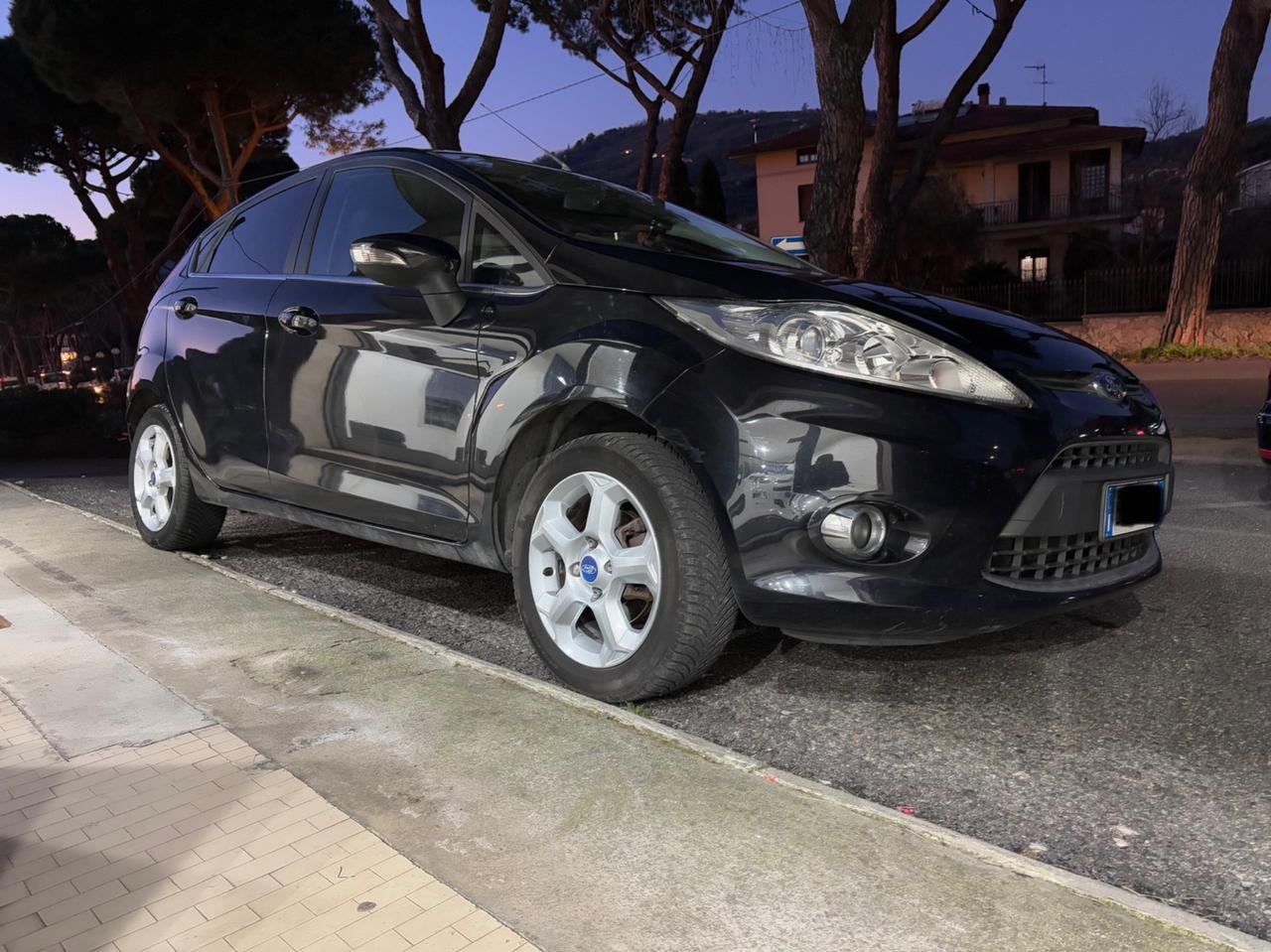 Ford Fiesta 1.2 gpl 12 MESI DI GARANZIA!!!