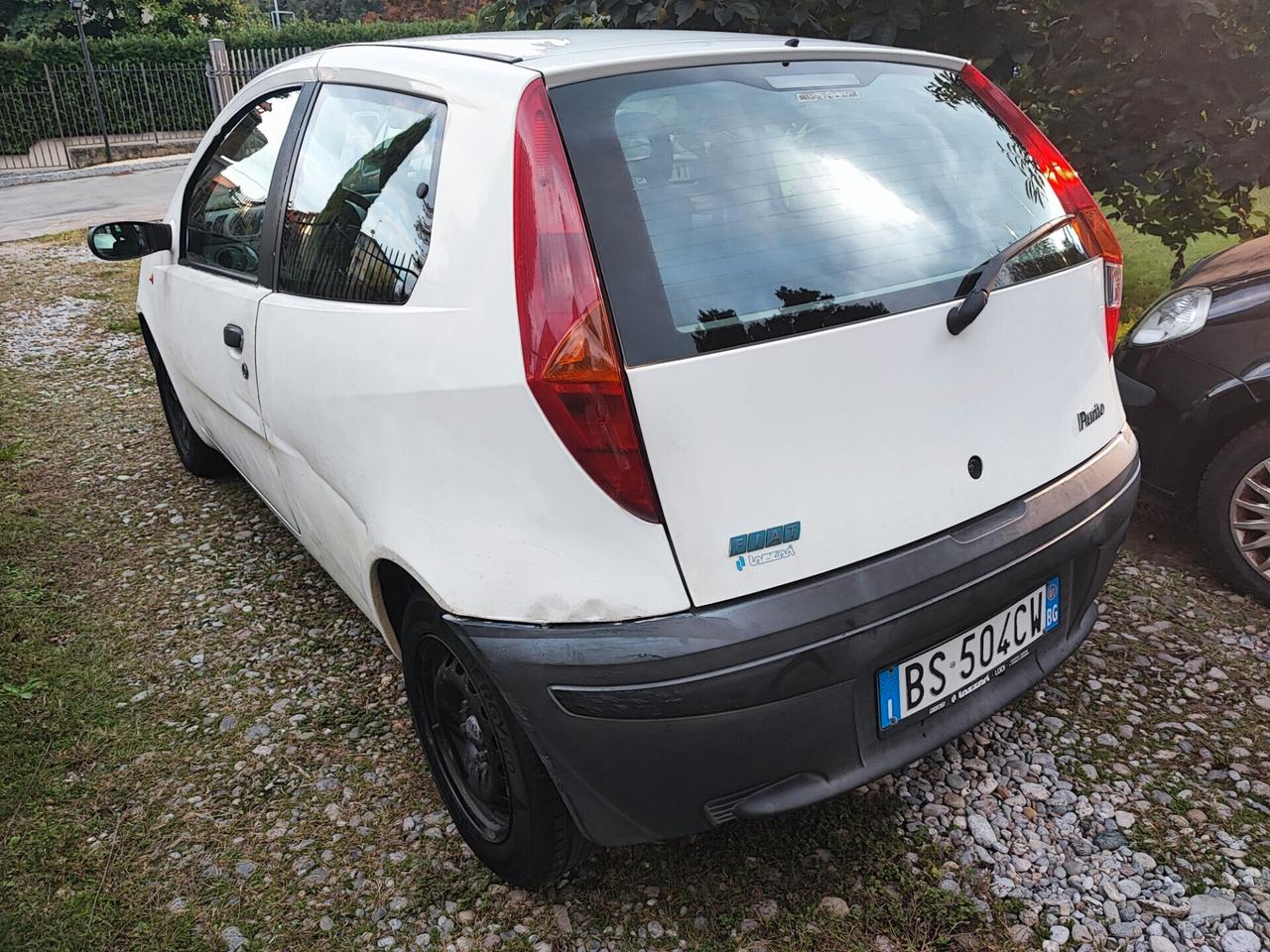 Fiat Punto 1.2i Benz cat 3 porte neopatentati