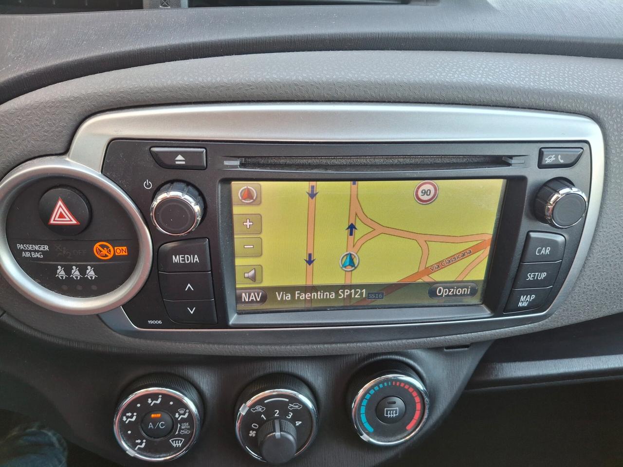 Toyota Yaris 1.0 GPL
