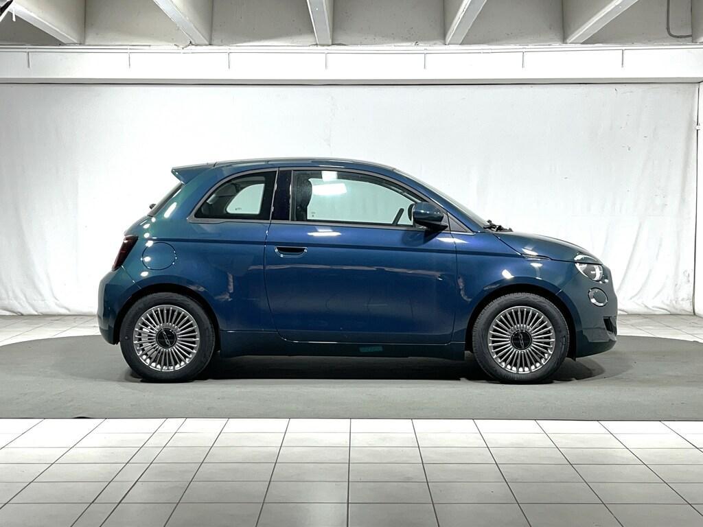 Fiat 500 e 42 kWh
