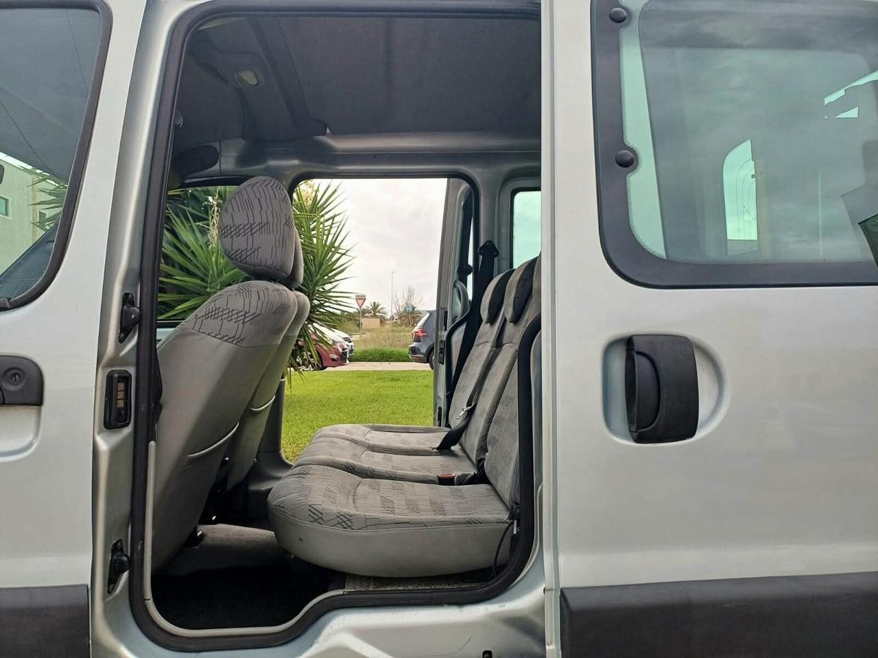 Renault Kangoo 1.2 75 CV *allestimento disabili