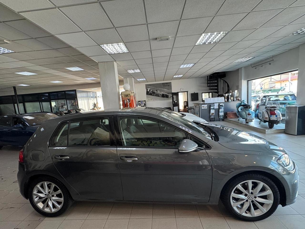 Volkswagen Golf 1.4 TSI 125 CV 5p. Highline BlueMotion Technology UNICOPROPRIETARIO SEMPRE TAGLIANDATO PARI AL NUOVO!!!