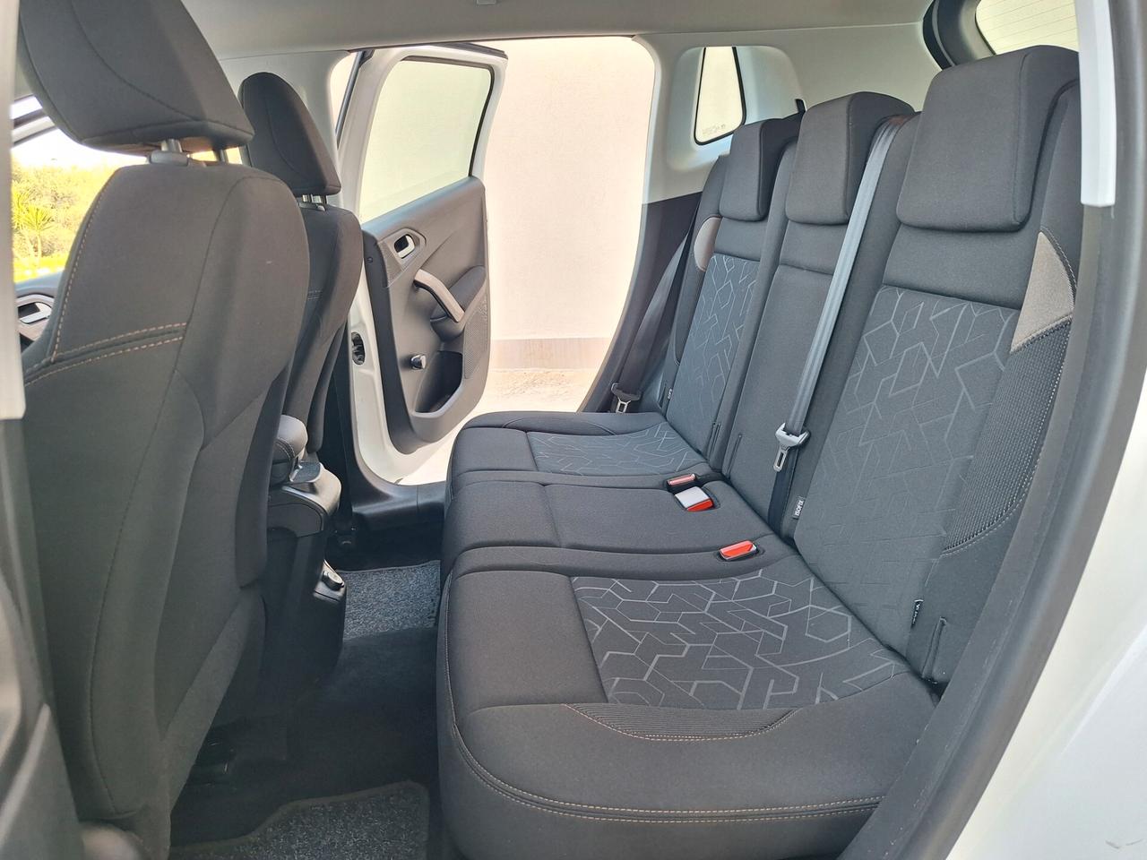 Peugeot 2008 1.4 HDi 68CV Active PERFETTA 2015