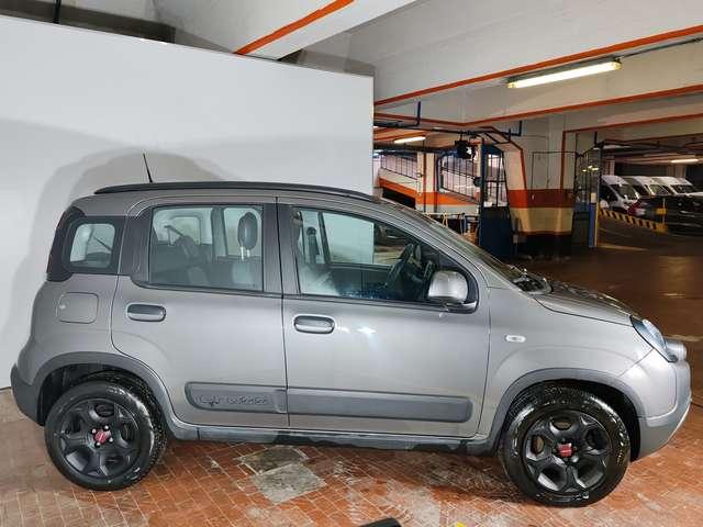 Fiat Panda 1.0 Hybrid 70cv Cross+Clima Auto 36 Rate da 177,95