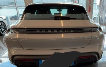 Porsche Taycan Spettacolare Taycan Cross Turismo 4 476cv