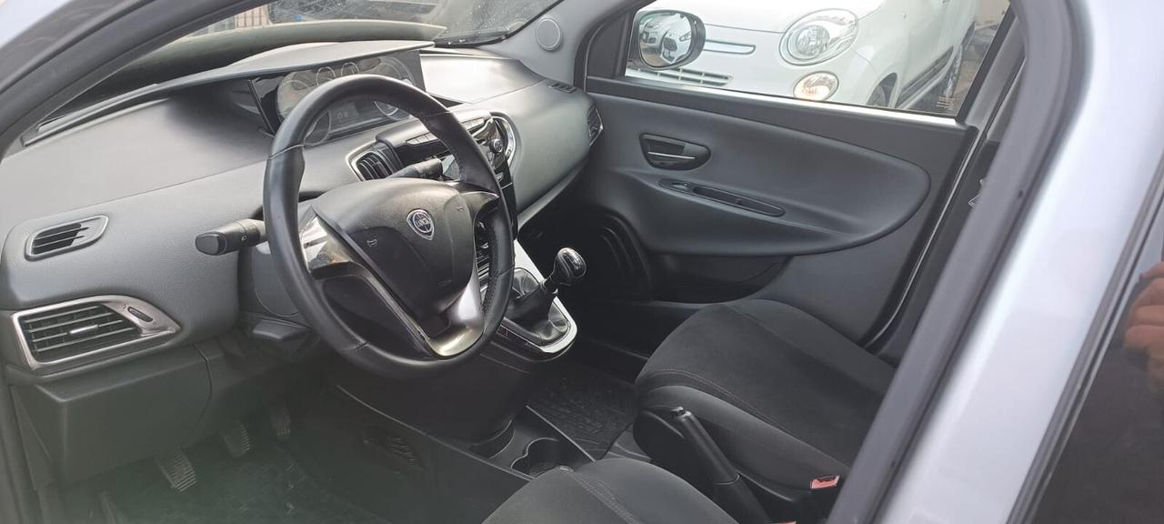 Lancia Ypsilon 1.3 MJT 16V 95 CV 5 porte S&S Platinum