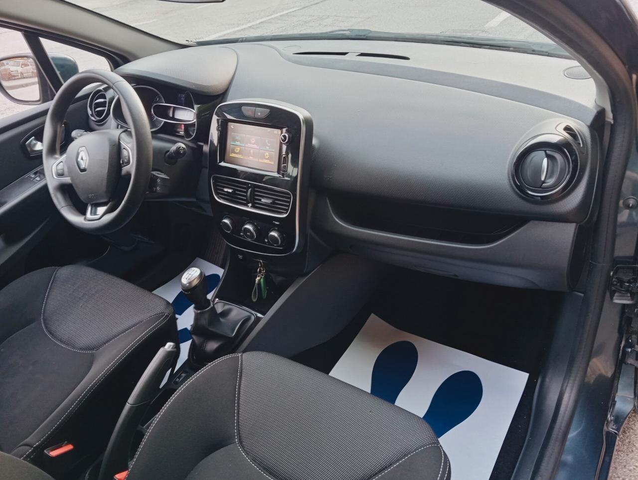 Renault Clio Sporter dCi 8V 75 CV Moschino Intens