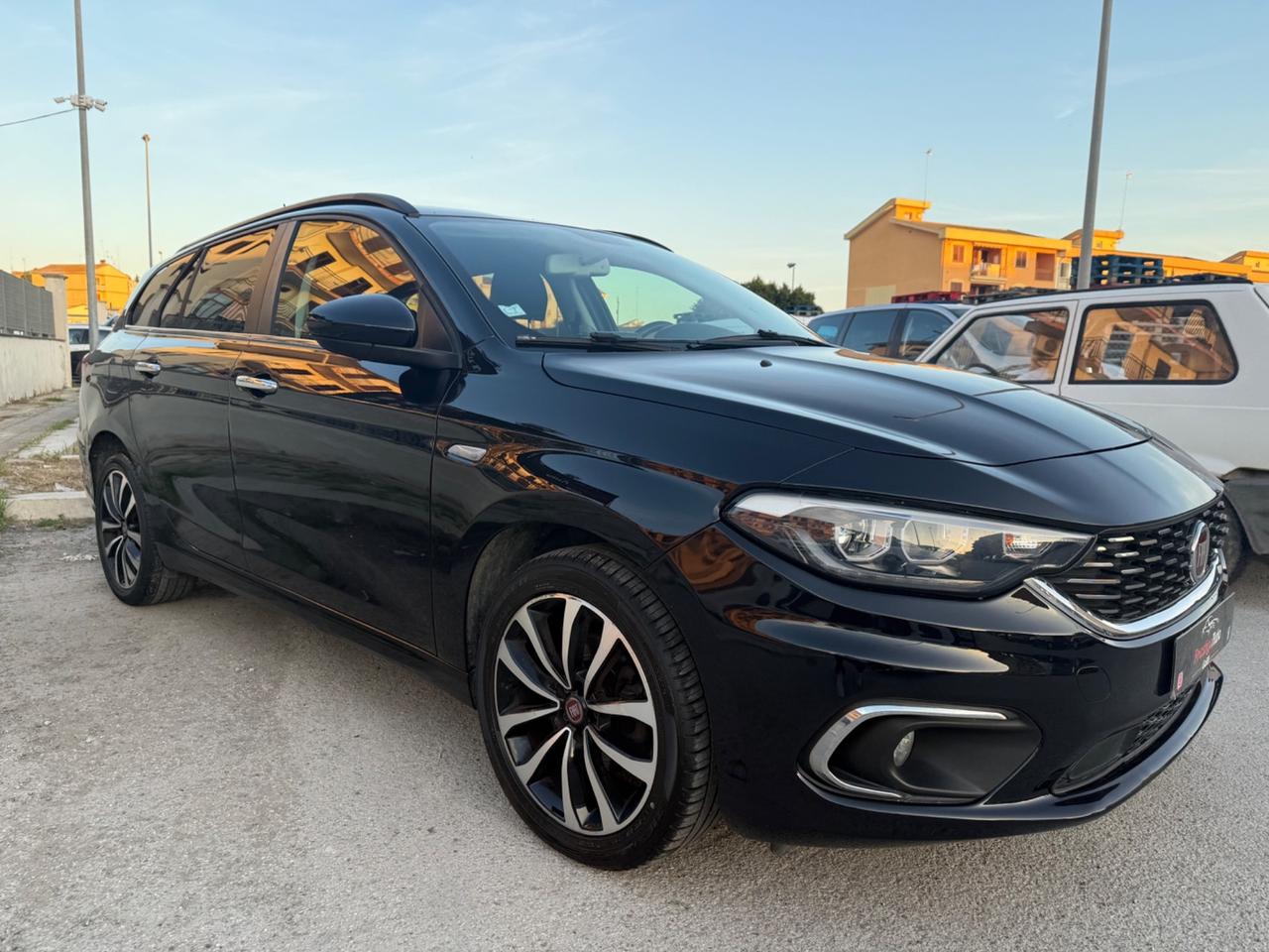 Fiat Tipo 1.6 Mjt S&S SW Lounge 2020