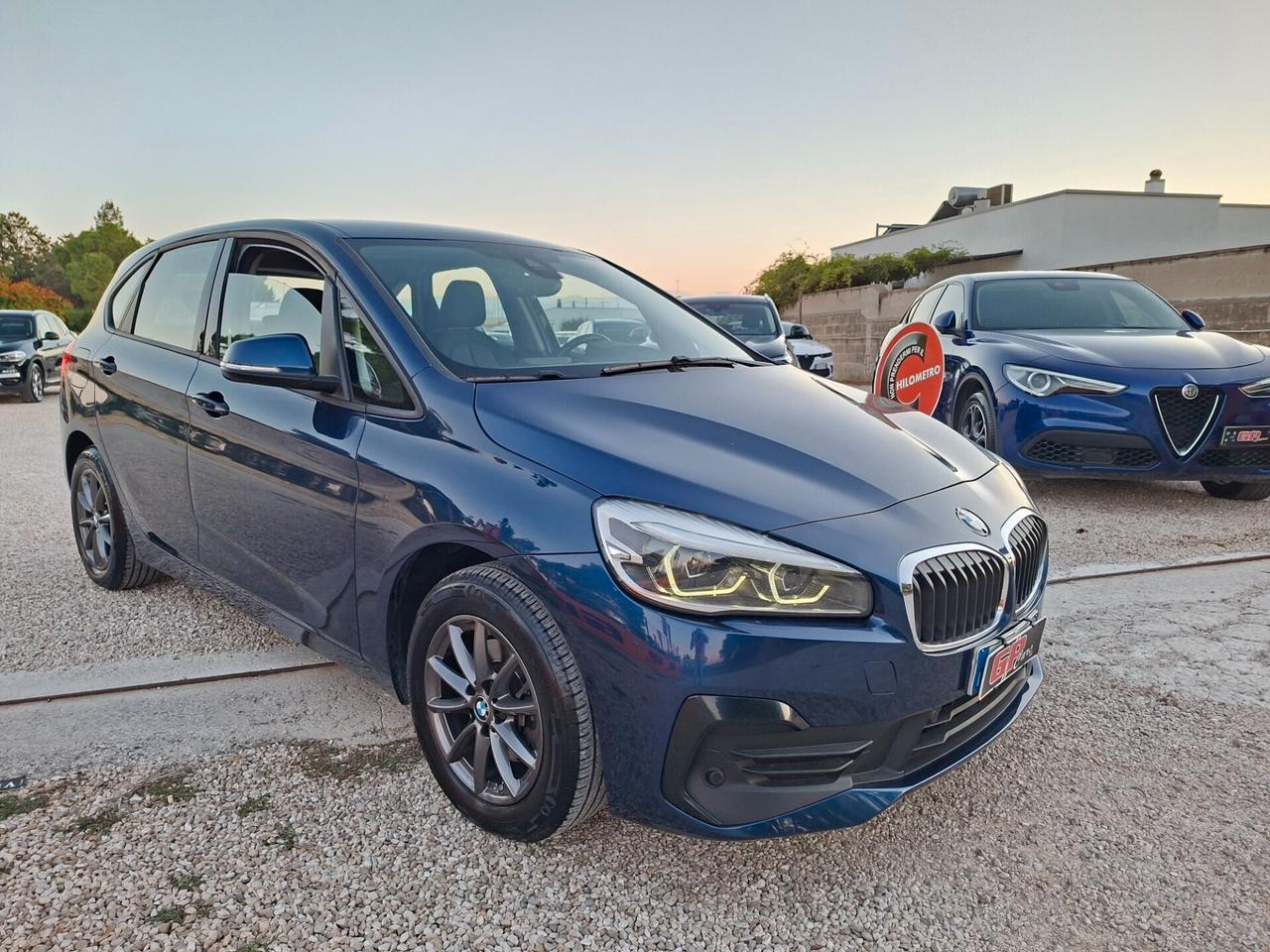 Bmw A. T. 216 d *FULL LED-NAVY-CRUISE*