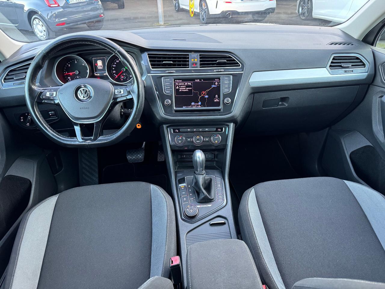 Volkswagen Tiguan 2.0 TDI SCR 4MOTION Business BlueMotion Technology