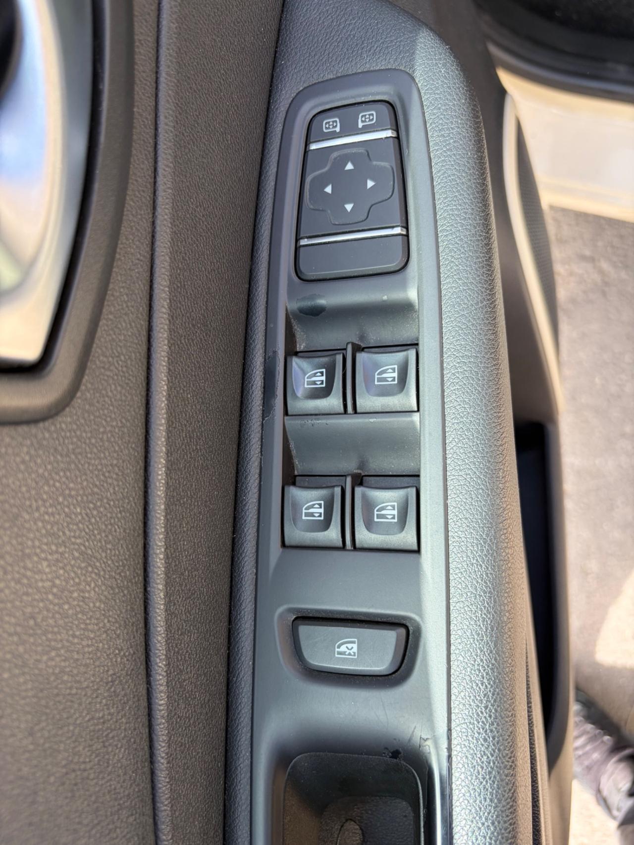 Renault Captur dCi 8V 90 CV Sport Edition2