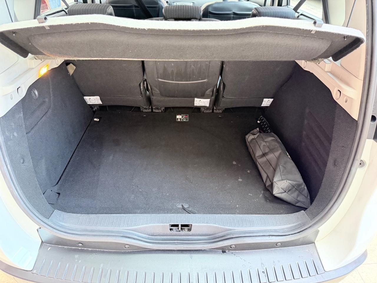 Renault Scénic X-Mod 1.5 dCi 110CV EDC Luxe
