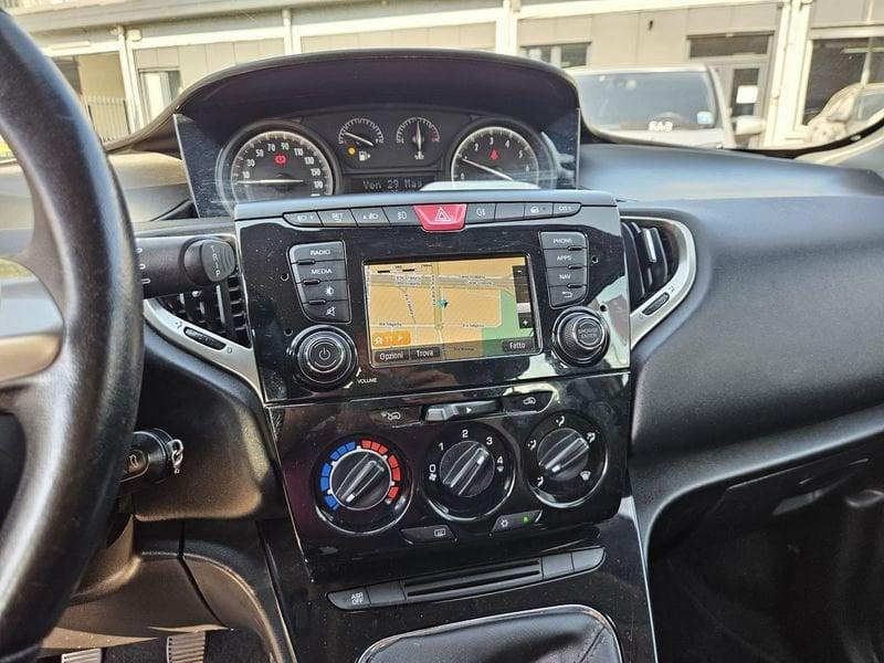 Lancia Ypsilon 1.2 69 CV Opening Edition