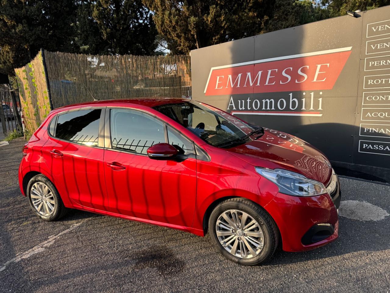 Peugeot 208 1.2 GPL NUOVO - POCHI KM -2019