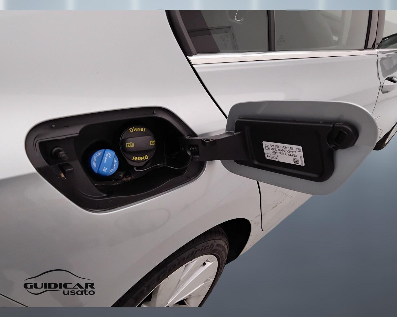 VOLKSWAGEN Golf VIII 2024 - Golf 2.0 tdi Style 150cv dsg