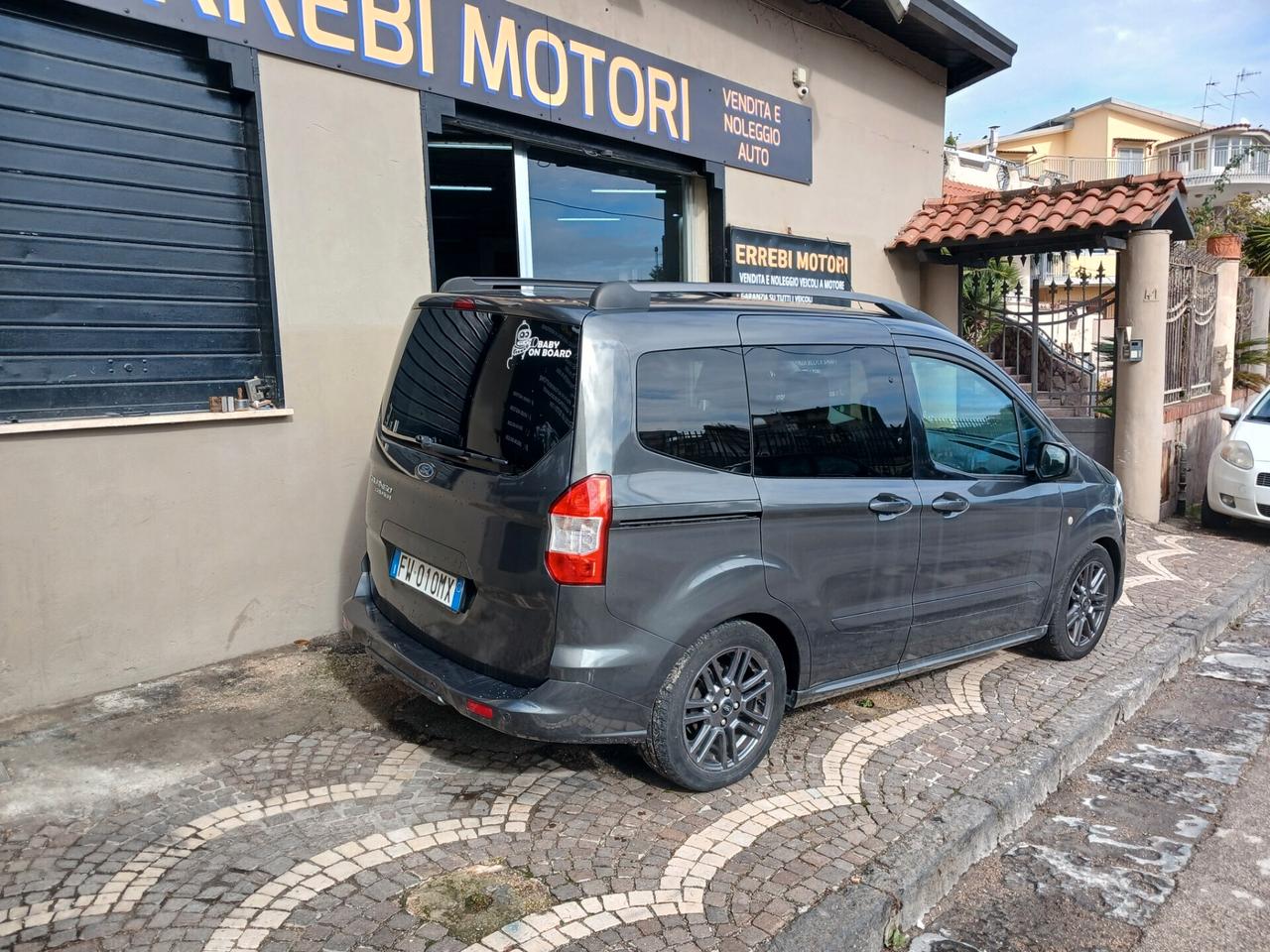 Ford Tourneo Courier 1.0 EcoBoost 100 CV Sport