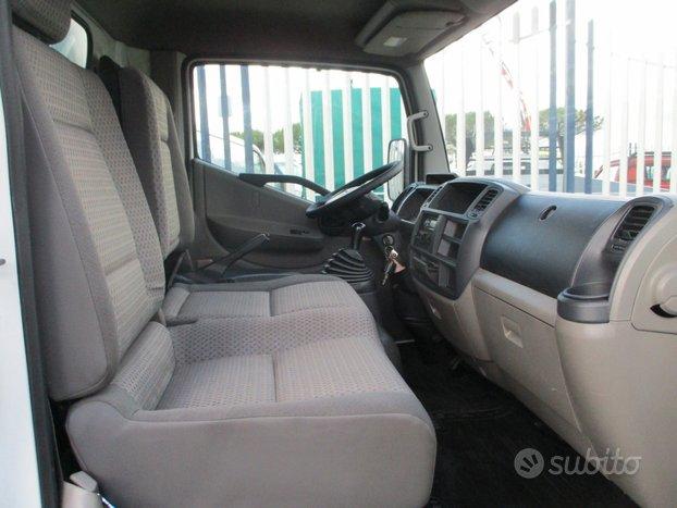 Nissan Cabstar 35-12 E5 CENTINA E TELONE 3.30 METR