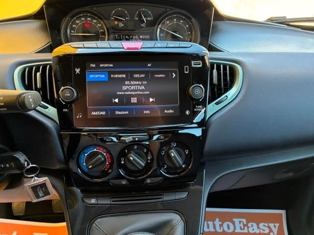 Lancia Ypsilon 1.0 FireFly 5 porte S&S Hybrid Gold