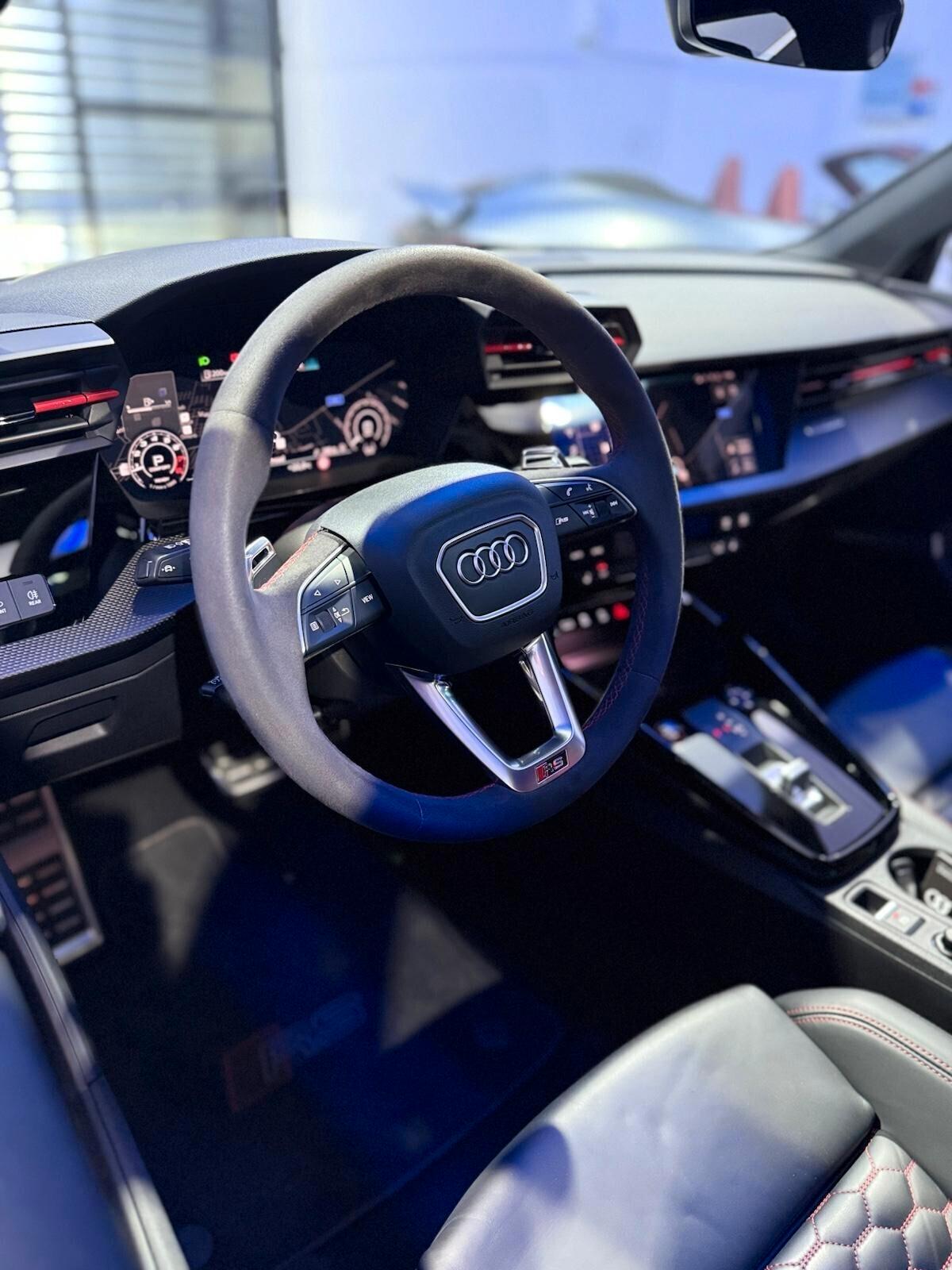Audi A3 RS 3 SPB TFSI quattro S tronic