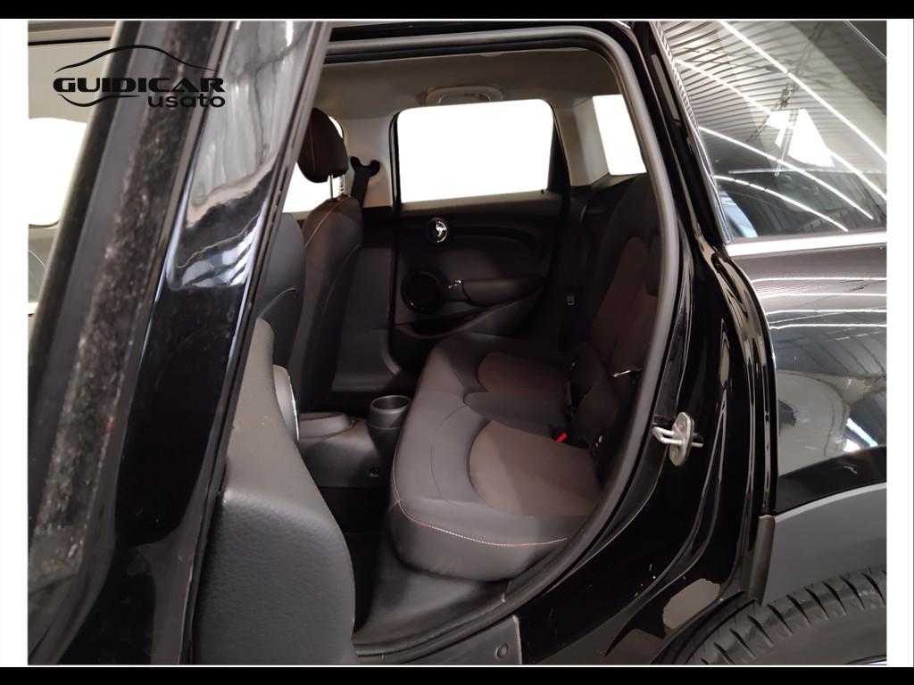 MINI Mini IV F55 2018 5p - Mini 5p 1.5 One Baker Street 75cv