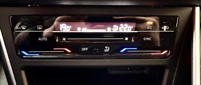 VOLKSWAGEN Taigo 1.0 TSI 110 CV DSG Life PARI AL NUOVO