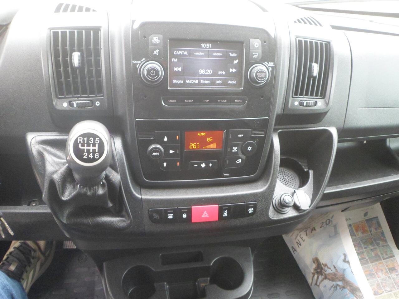 Fiat Ducato furgone medio alto attrezzato