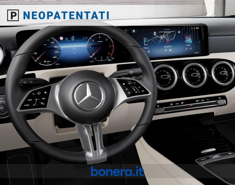 Mercedes Classe A 180 180 D Progressive Extra Speedshift DCT AMG 8G