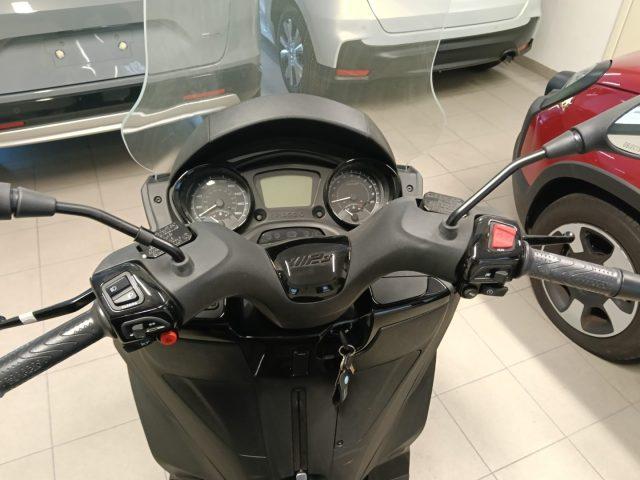 PIAGGIO MP3 300 HPE DEEP BLACK E5 ABS KM 9 !!!!!!