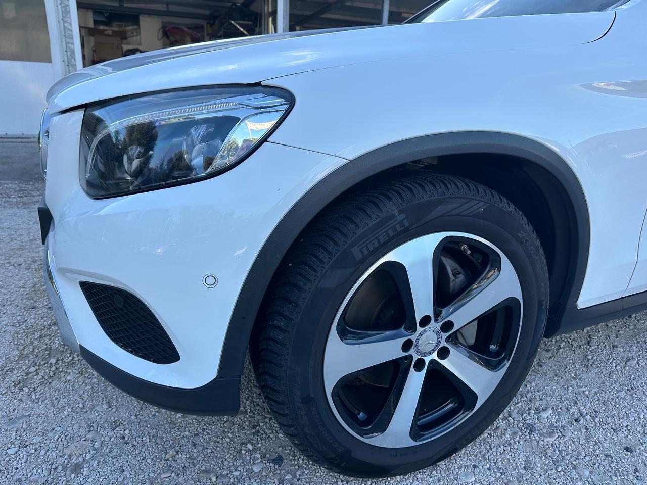 MEERCEDES -BENZ GLC 220 d 4MATIC - 170 CV