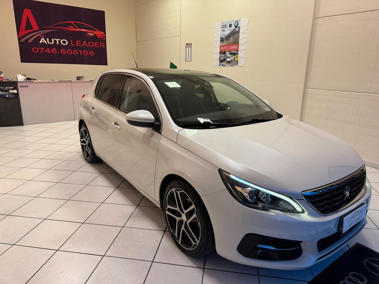 Peugeot 308 BlueHDi 130 S&S SW Allure