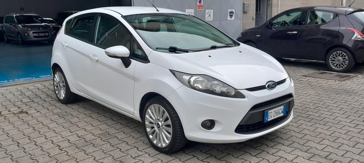 Ford Fiesta 1.2 Titanium E5 NeopatentatiOK