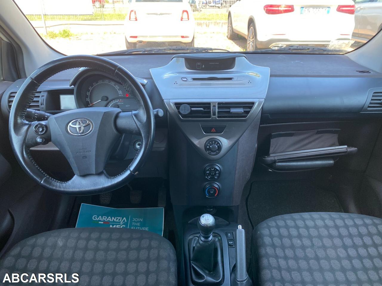 TOYOTA - iQ - 1.0 - NEOPATENTATI - FINANZIABILE - PERMUTE