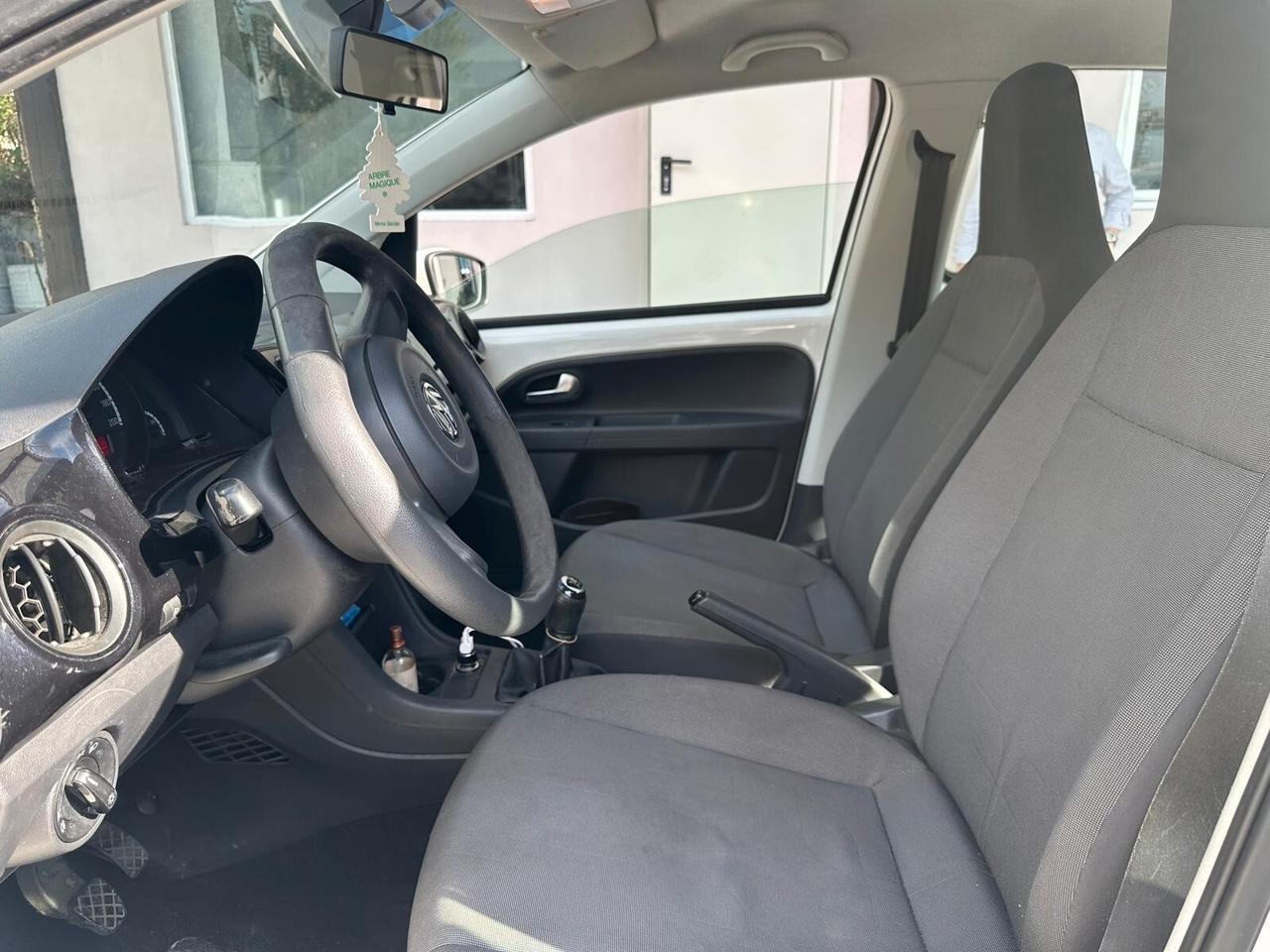 Volkswagen up! 1.0 75 CV 5p. move