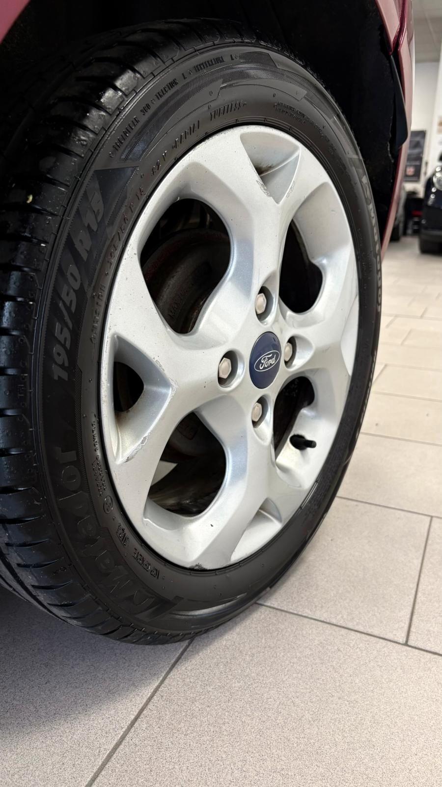 Ford Fiesta 1.2 82CV 3p. Titanium Bs.