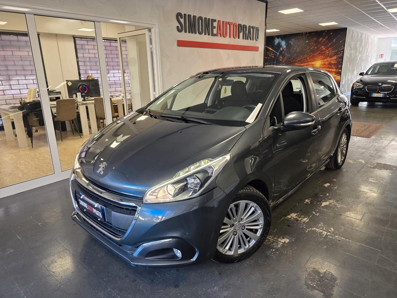 Peugeot 208 PureTech 82 5 porte Allure